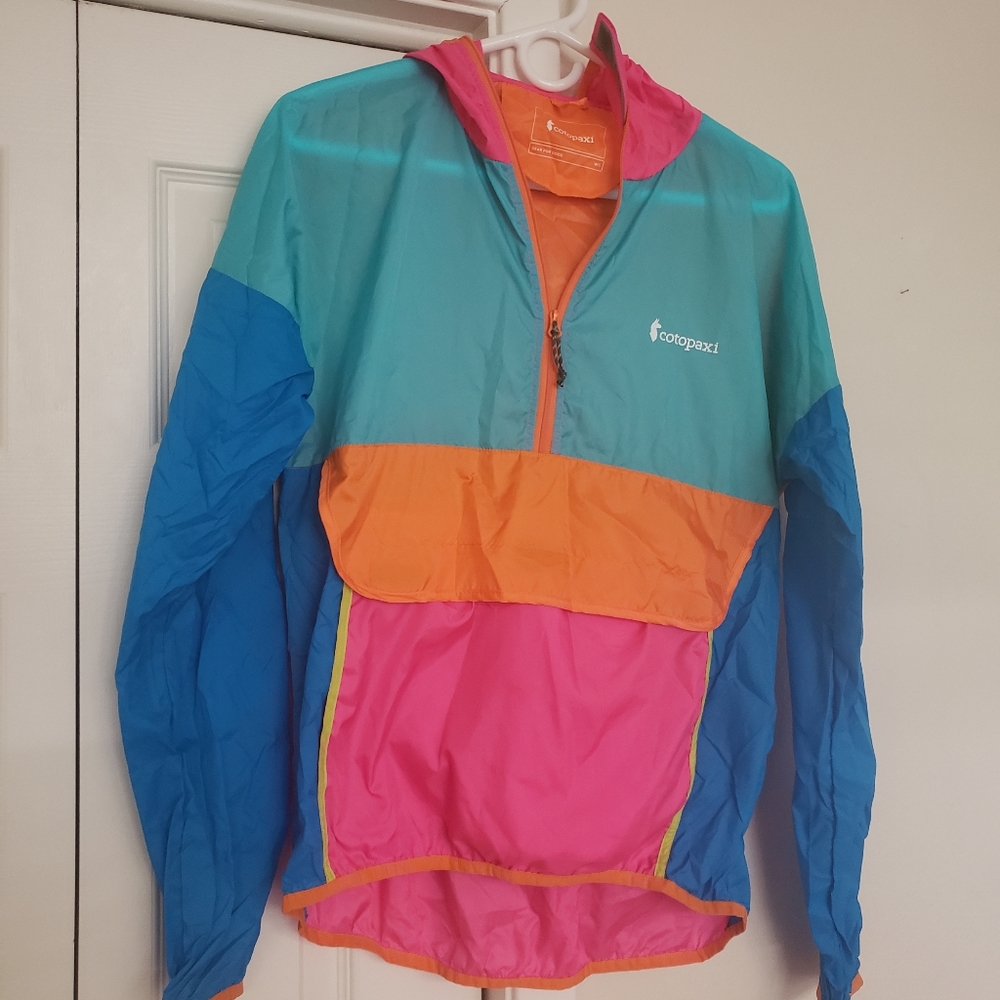 Cotopaxi windbreaker